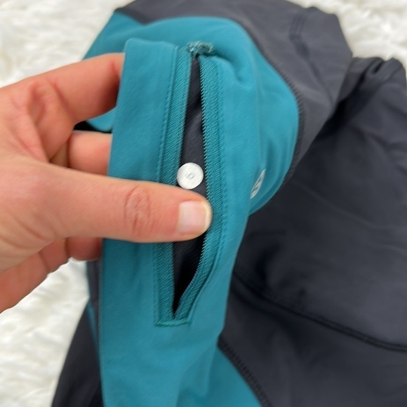 Lululemon Speed Tight IV *Lights Out Black / Forage Teal - Picture 7 of 8